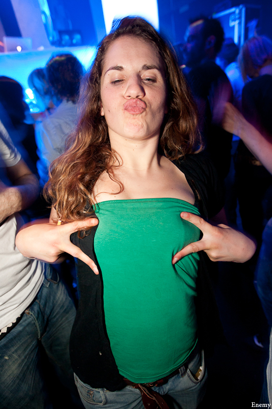 ELEKTRA - Pátek 15. 4. 2011